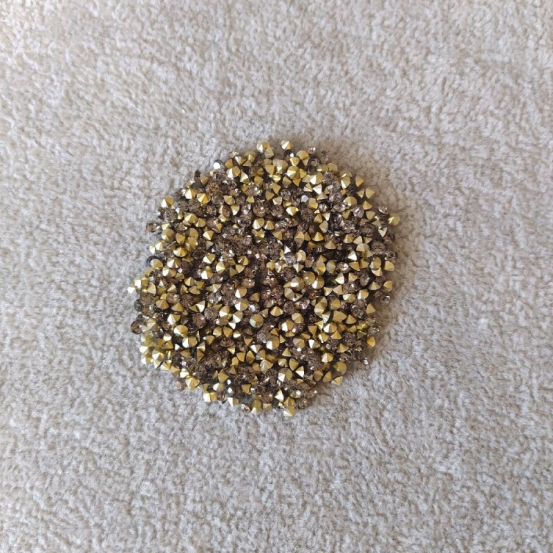 Rhinestones, grey colour, diameter 3.5(+/-)mm, pack/4g(+/-)