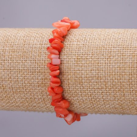 Tinted Mother-of-Pearl Chip Bracelet on Elastic Band, 7 (+/-) mm Diameter, 18cm Length
