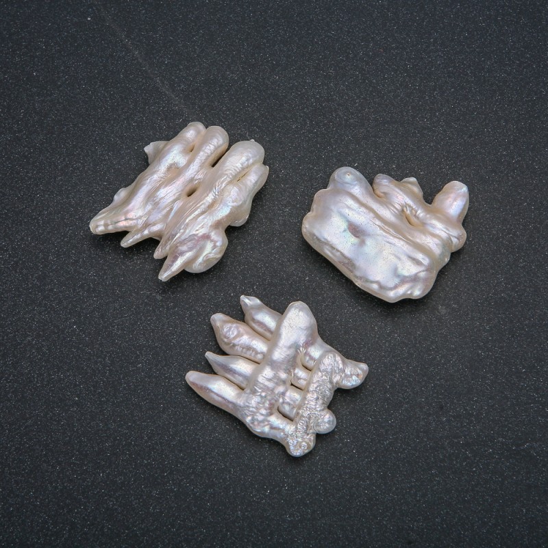 Baroque Pearl Finding, 3x3.5(+/-)cm, through-hole, price per 1 pc