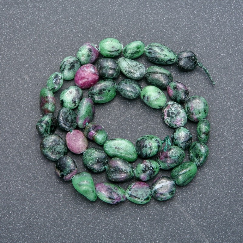 Beads on Thread Natural Stone Zoisite Tumbled, diameter 10x8mm, length 41cm +