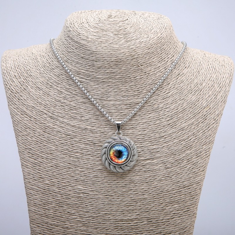 Pendant "Eye" in setting 45x30mm on chain, length 70cm silver-tone metal