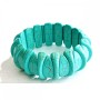 Bracelet on elastic with green turquoise with veins, interesting design