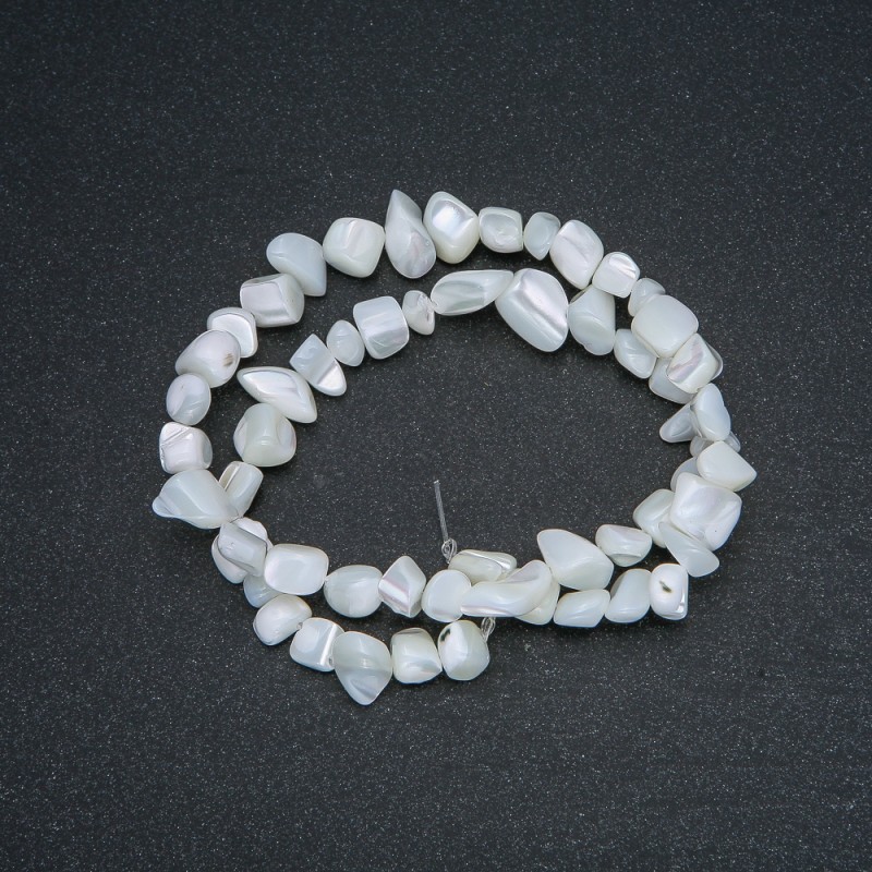 Natural Mother-of-Pearl Chip Beads on Thread, 8x7mm, 39cm Strand +
