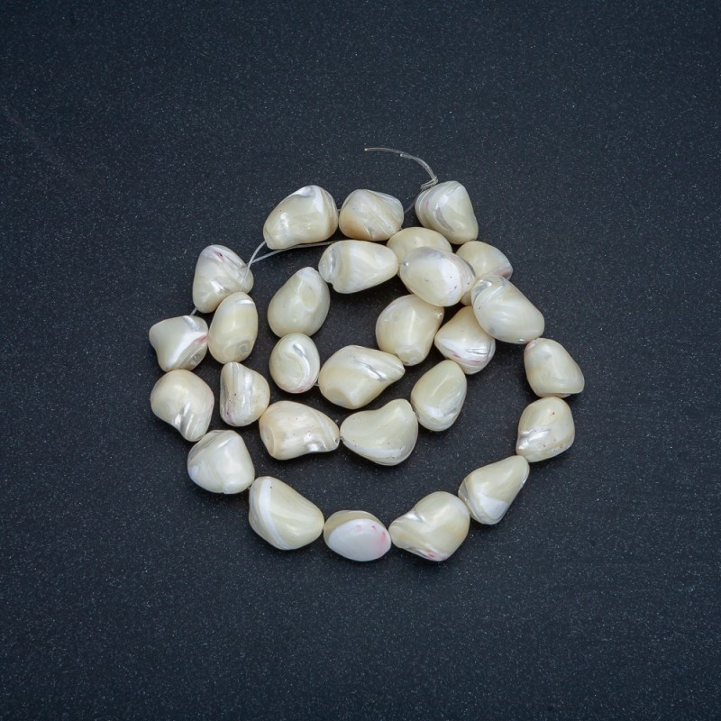 Mother-of-Pearl beads on a thread, tumbled, 16–19×12–14mm, length 38cm+