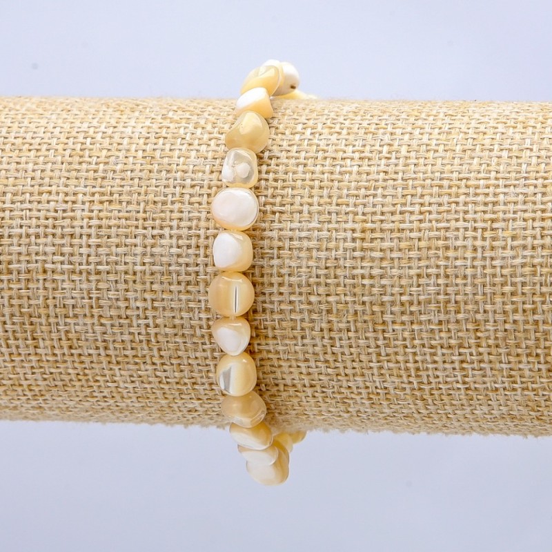Natural Mother-of-Pearl Bracelet on Elastic, Beige Round Tumbled, Diameter 7x5mm+
