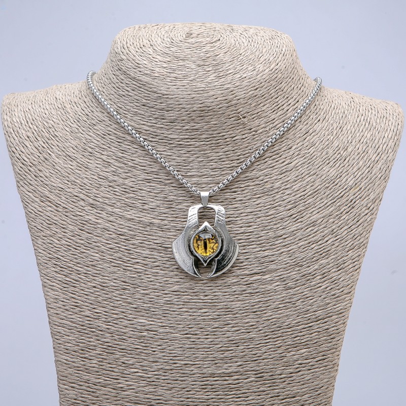 Pendant "Dragon's Eye" in Setting 43x35mm on Chain, Length 70cm Silver-Tone Metal