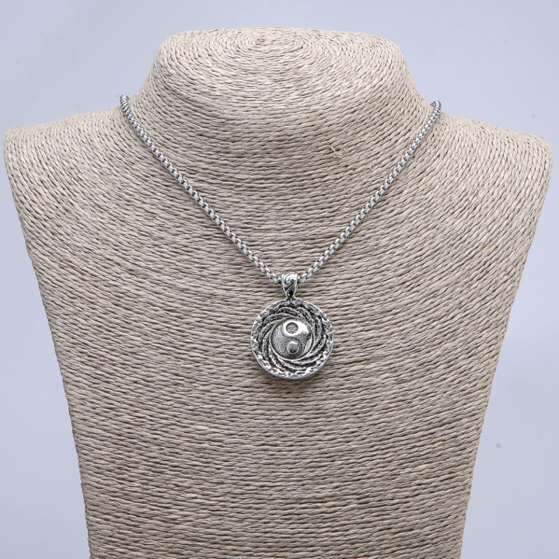 Pendant "Yin Yang" 40x30mm on chain, length 70cm +/- silver-tone metal