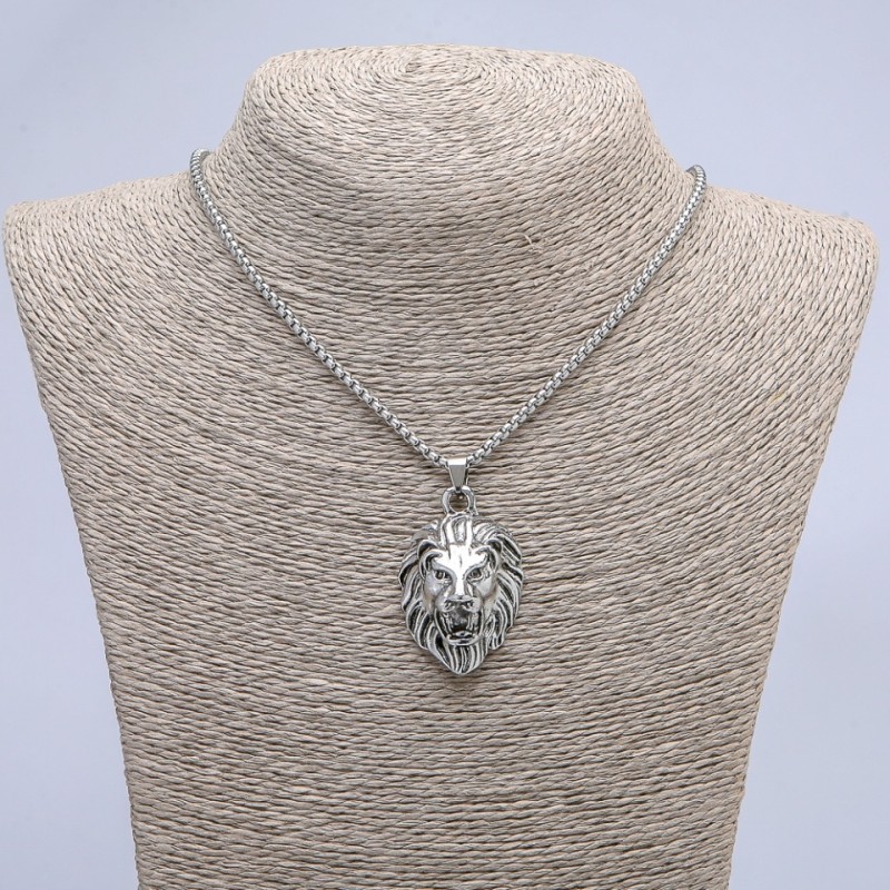 Pendant "Lion" 45x27mm on chain, length 70cm +/- silver-tone metal