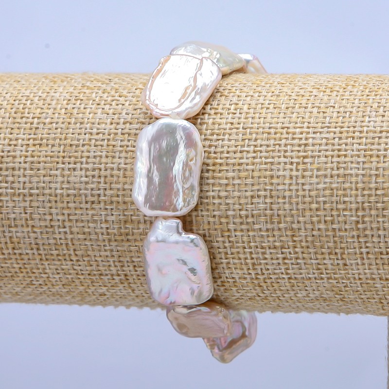 Bracelet on Elastic with Baroque Pearls, diameter 22x14mm+/-, length 18cm+