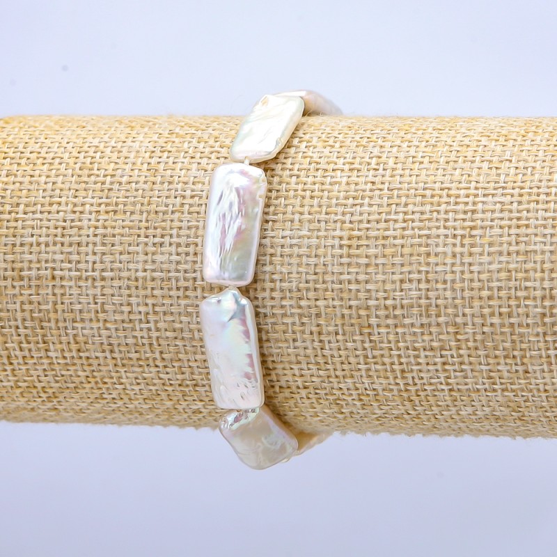 Baroque Pearl Bracelet on Elastic, diameter 9x21mm+-, length 18cm+