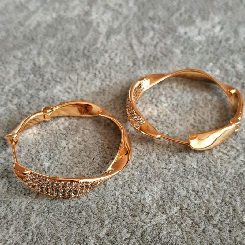 Xuping Hoop Earrings, 18K Gold Plated, with White Rhinestones, thickness 6mm +/-, diameter 30mm +