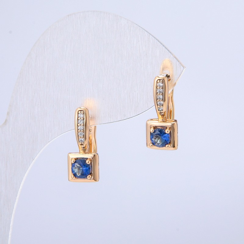 Xuping Earrings 18K Gold Plated with White Rhinestones and a Blue Crystal, diameter 15x6mm +