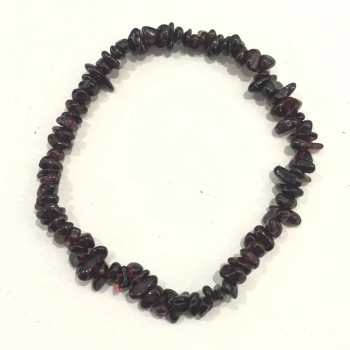 Bracelet made of Natural Garnet Chips, Diameter 5(+-)mm on Elastic, Length 18cm