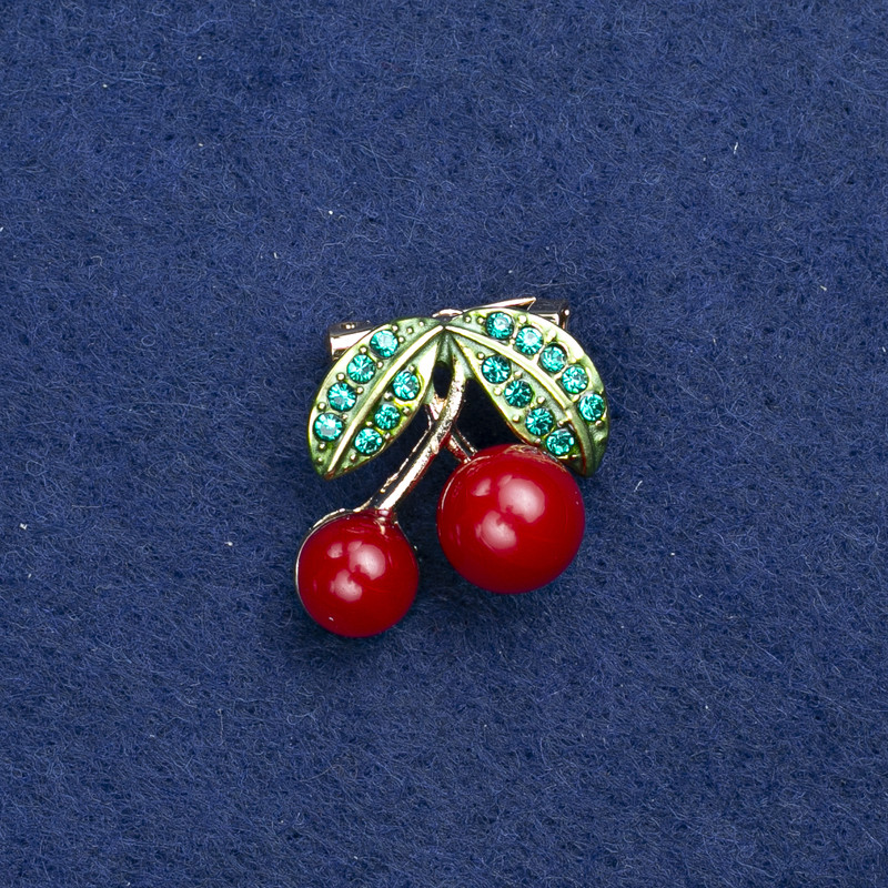Sale! Cherries Brooch gold-tone metal, enamel and rhinestones 22x20mm +