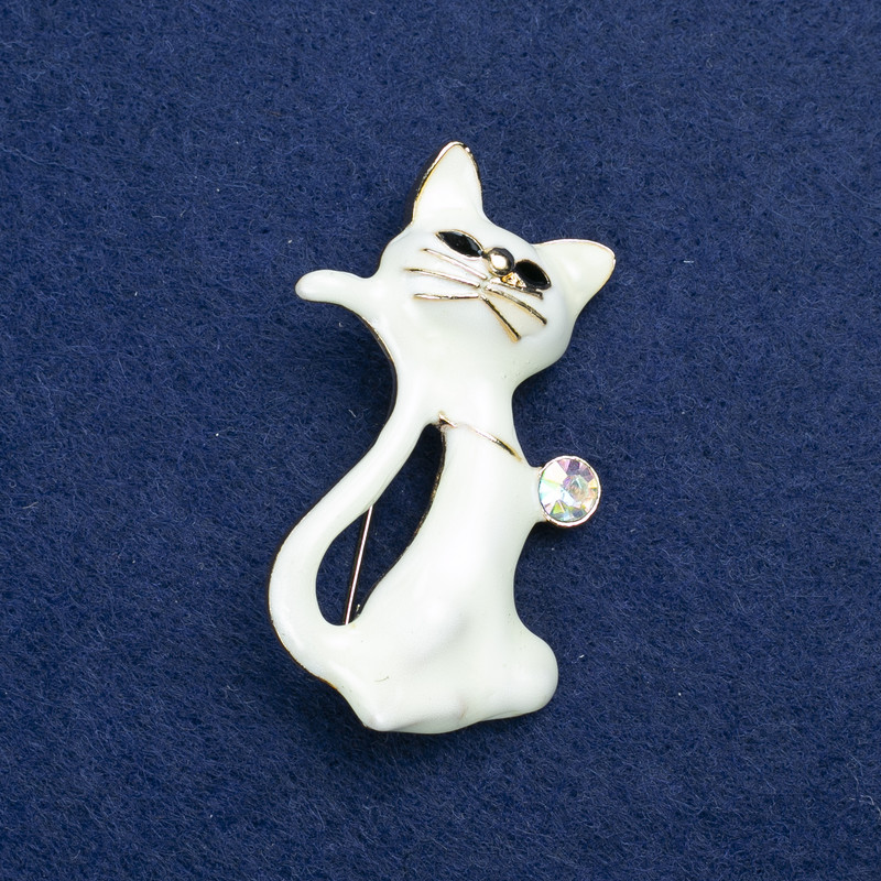 Sale! Kitten Brooch Gold-Tone Metal, Enamel and Crystal 50x30mm +