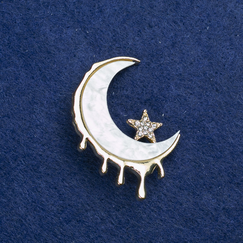 Sale! Brooch Moon gold-tone metal, mother-of-pearl and rhinestones 38x27mm +