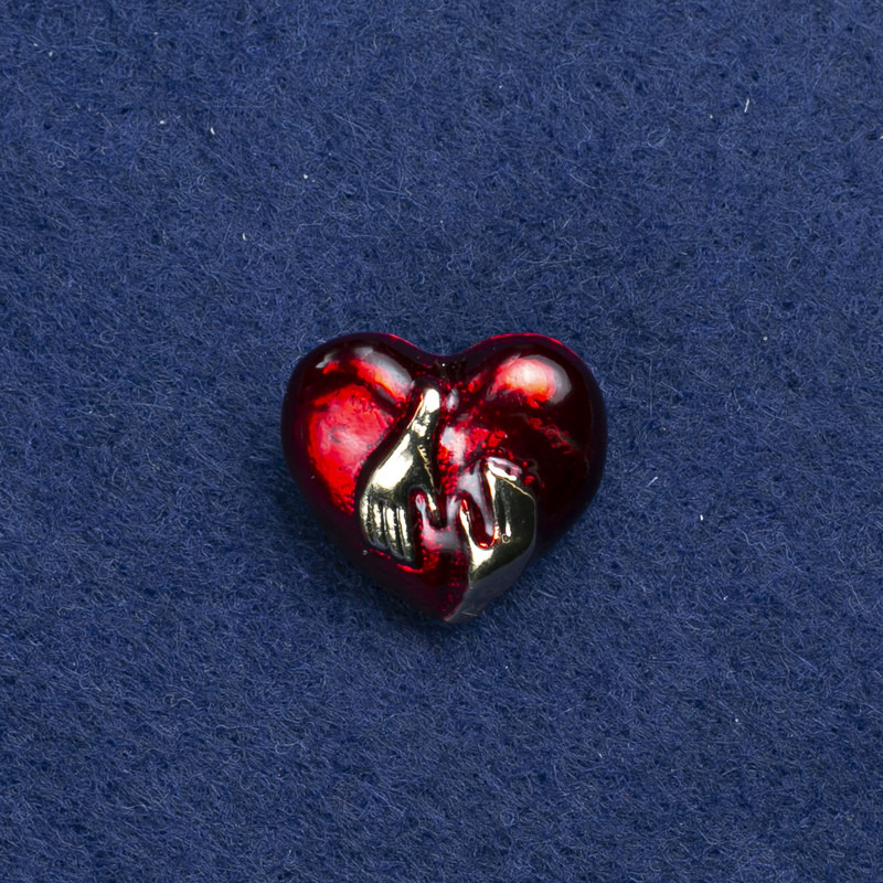 Sale! Heart Brooch, Golden Metal and Enamel 20x18mm +