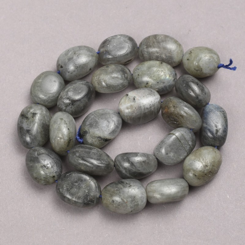 Labradorite Tumbled Beads on Strand, diameter 16x13mm +/-, length 40cm+