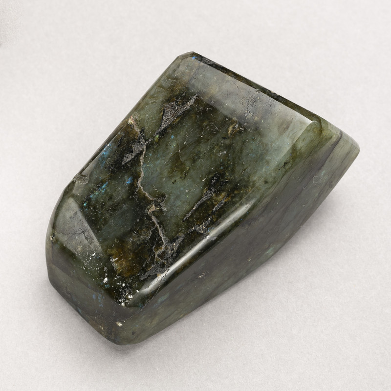 Clearance (per 100g) Souvenir Stone Labradorite, weight from 850g
