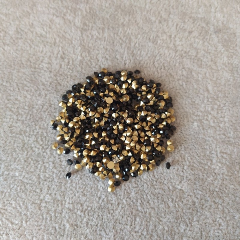 Rhinestones Black, Diameter 2.5 (+/-) mm, Pack / 4g (+/-)