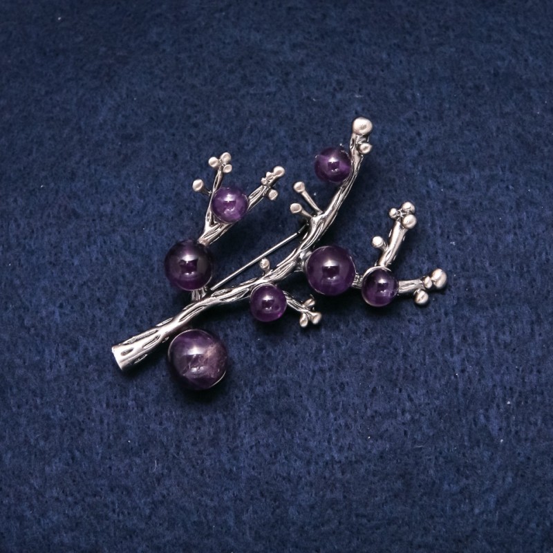 Brooch with Natural Amethyst Stone 58x45mm Violet Colour Silver-Tone Metal