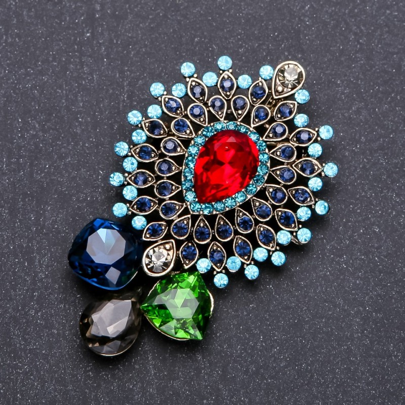 Order of Beauty Brooch with Multicolour Crystals 60x38mm, yellow metal