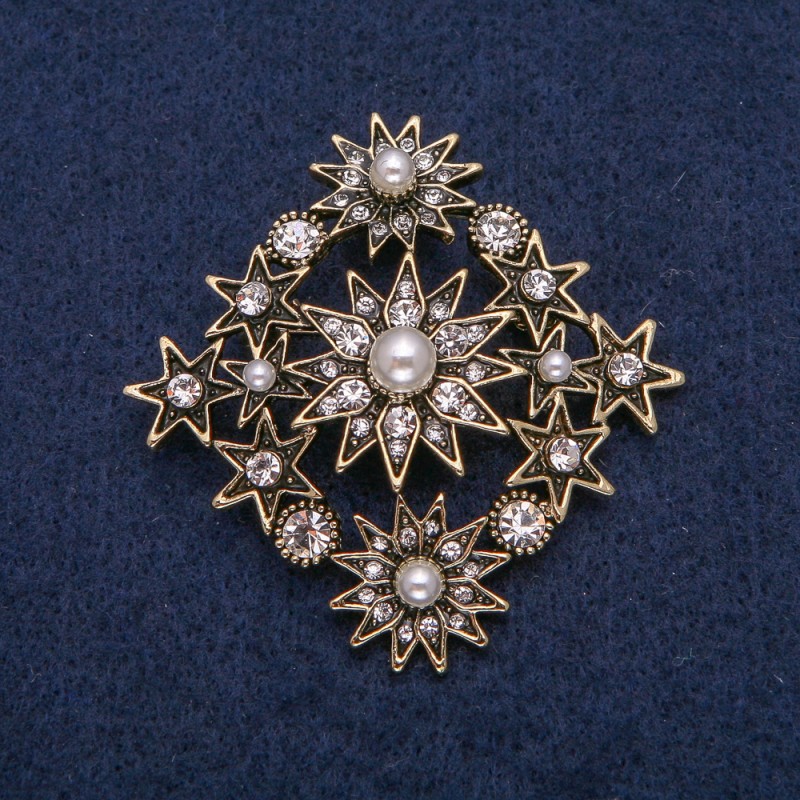Accent Brooch with Beads and Rhinestones Gold-Tone Metal 53x53mm