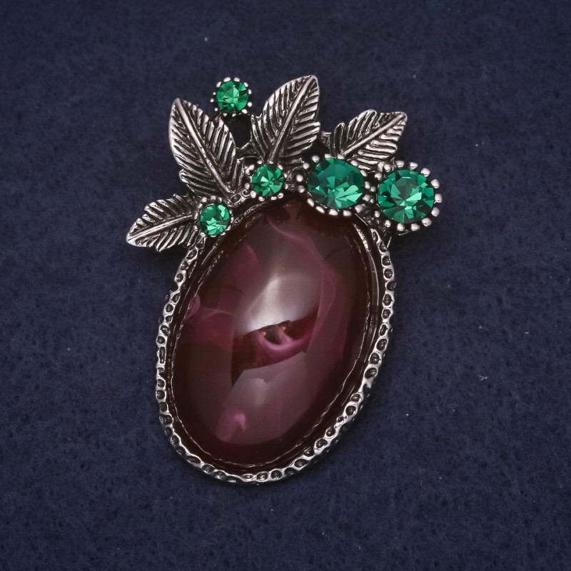Brooch Accent Amethyst 45x32mm rhinestones cabochon colour purple green silver metal