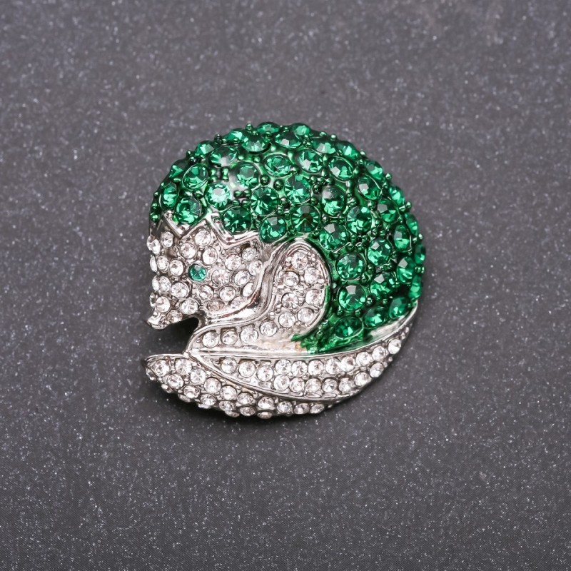Coati Brooch with Green and White Rhinestones White Metal 33x35mm