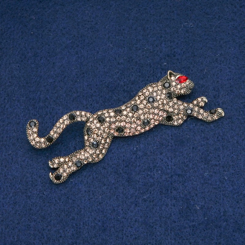 Leopard Brooch Gold and Black Rhinestones, Gold-Tone Metal 78x30mm +