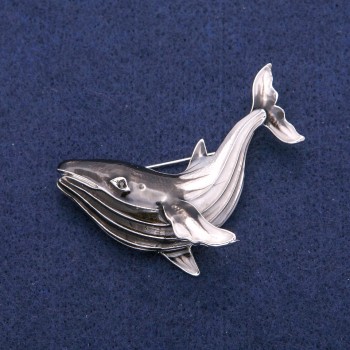 Cat Brooch Pendant with black and grey enamel, silver-tone metal 43x55mm