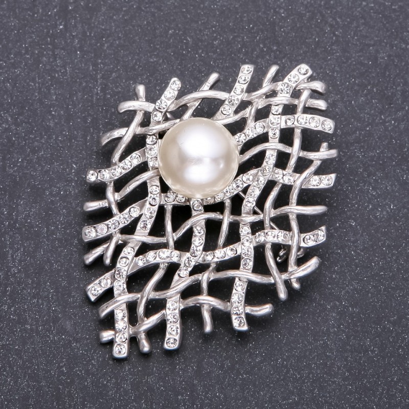 Pearl Brooch “White Silver” Metal Colour 60x45mm
