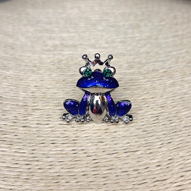 Frog Brooch, Silver-Tone Metal, Rhinestones and Enamel, 30mm +