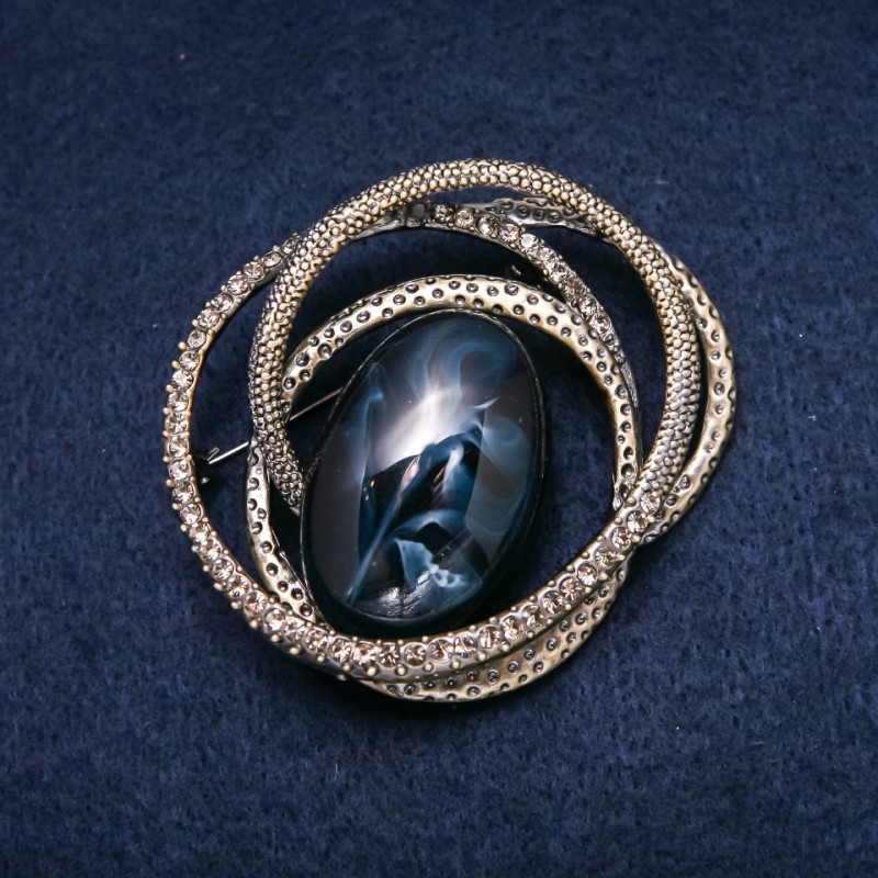 Brooch Accent 55×55mm with Cabochon White and Blue Strass in Gold-toned Metal
