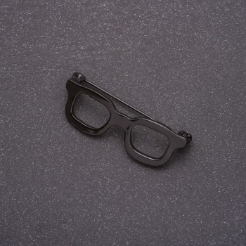 Mini Black Glasses Brooch 42x15mm
