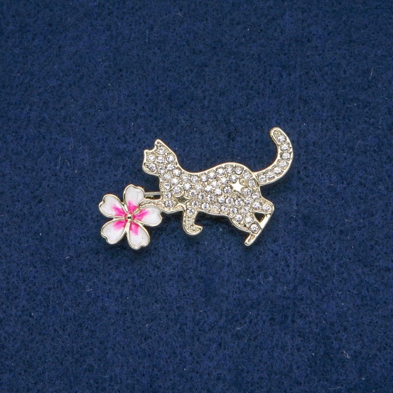 Brooch Kitten with Flower, White Rhinestones, Coloured Enamel, Gold-Tone Metal 40x25mm +