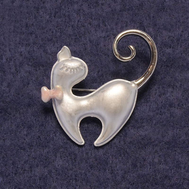 Brooch Cat with Pink Bow, Silver Enamel, Silvered Metal 39x37mm +