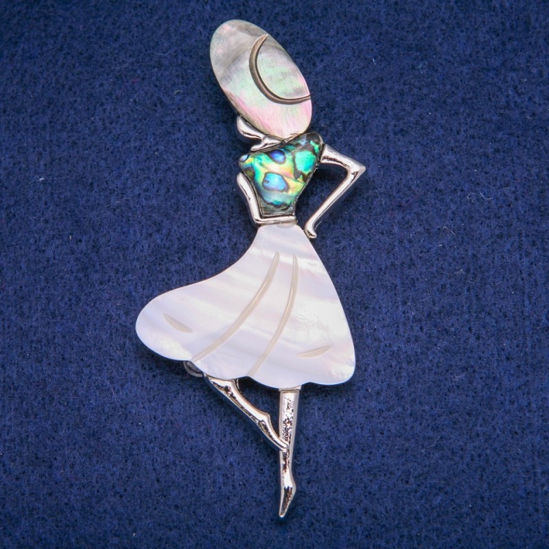 Brooch Pendant Madam with Pearl and Halosite 37x85mm