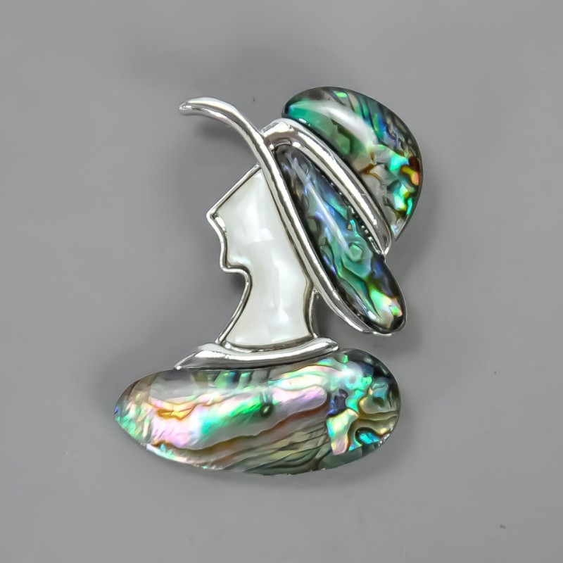 Brooch Pendant 'Girl in a Hat' with Chalcedony 40×54mm