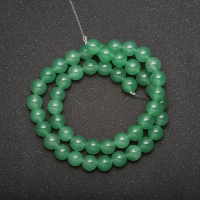 Nephrite Beads on Thread Smooth Round Bead, diameter 8 (+ -) mm, length 38cm