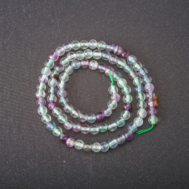 Fluorite Beads round smooth 5 mm, on thread, 38 cm length