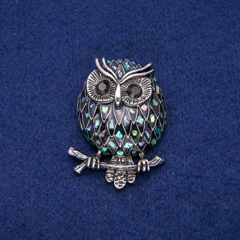 Owl Brooch with Abalone Mother-of-Pearl and Enamel 36x48mm, silver-tone metal