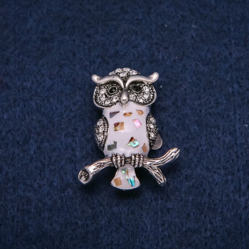 Brooch Owl Enamel with Chalcedony and White Crystals Silver-toned Metal 26×33mm