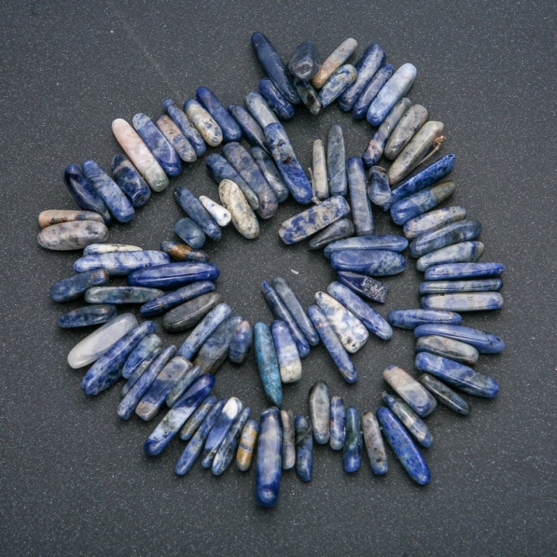 Sodalite bead strand – chipped "needle" shape, 20x6 mm, length 41 cm +