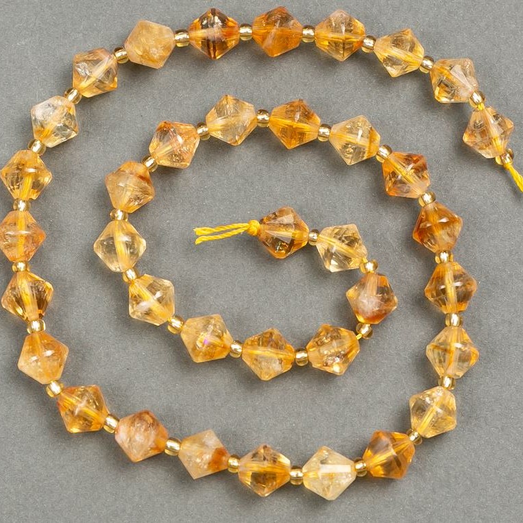 Citrine Beads on Thread, Faceted Diamond-Cut 9x8.5mm, 39cm Length (+/- 3x3mm Seed Bead Inlay)