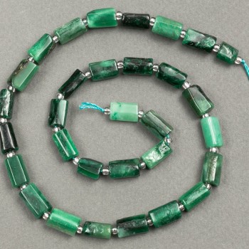Natural Stone Beads on Thread Emerald Chips d 11-7mm, Length 39cm +/- with Seed Beads (3x2mm)