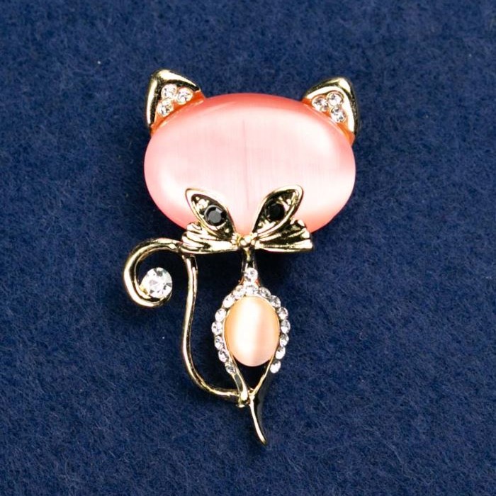 Brooch Cat Eye Stone pink with white crystals 45x28mm yellow metal