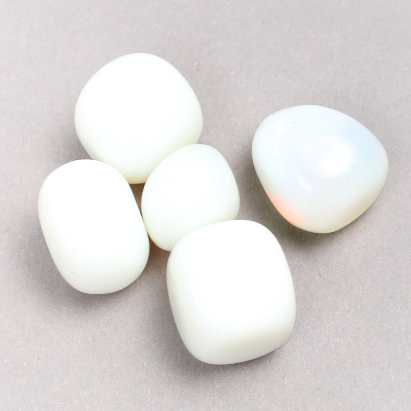 Opalite Souvenir Stone (im) Moonstone, diameter 22×20mm± (packaged 100g)