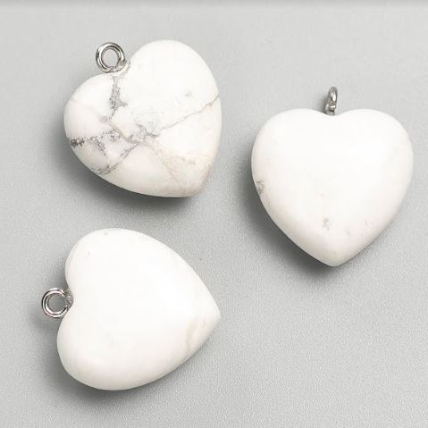 Cacholong Heart Pendant, Diameter 27x25x10mm+