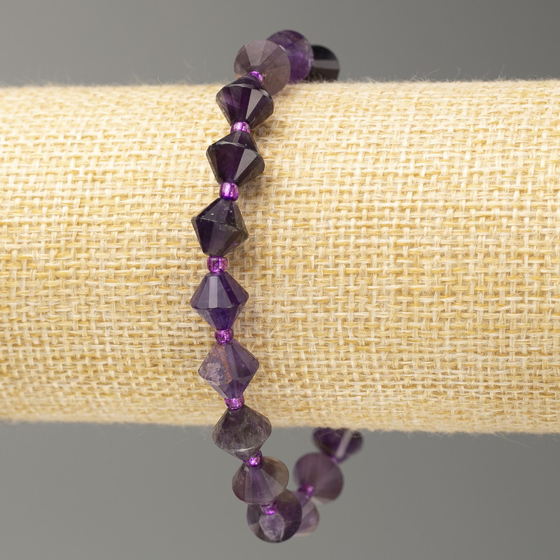 Elastic bracelet with Amethyst gemstone, faceted baguette cut, 8x8mm, length 18cm